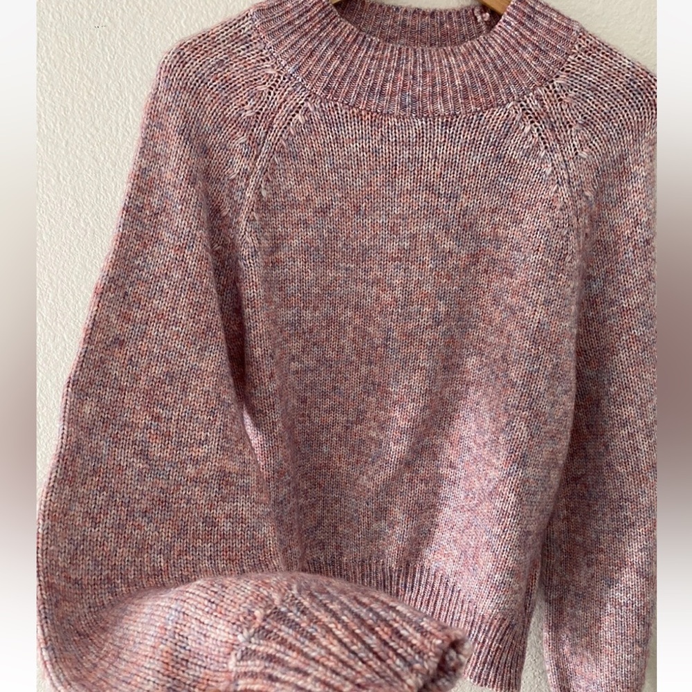 Banana Republic Speckled Knit mockneck Sweater size small. - Picture 6 of 7